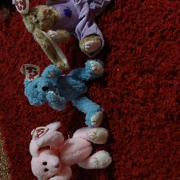 Three Collectible Beanie Babies, Movable Limbs - Picture 5 of 5